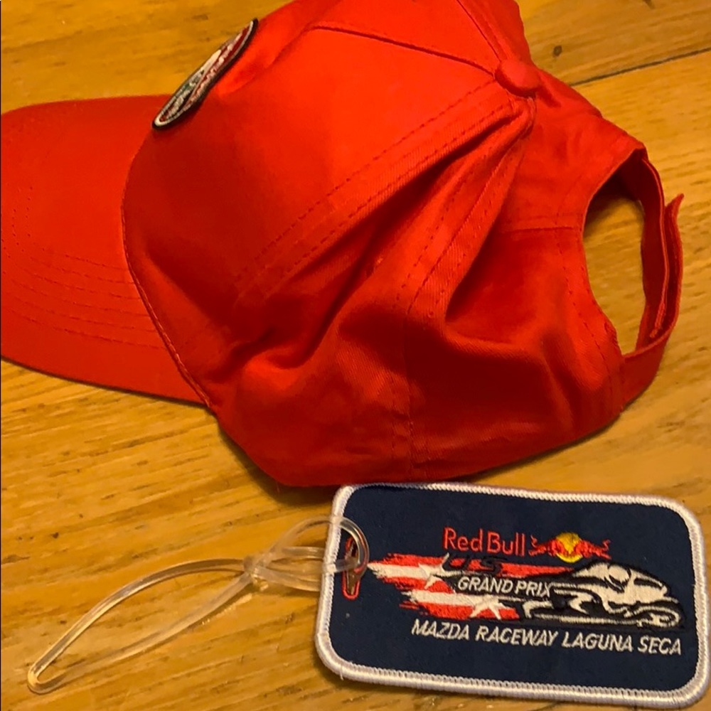 Ducati hat from 2012 model GP at Laguna Seca - Picture 4 of 8